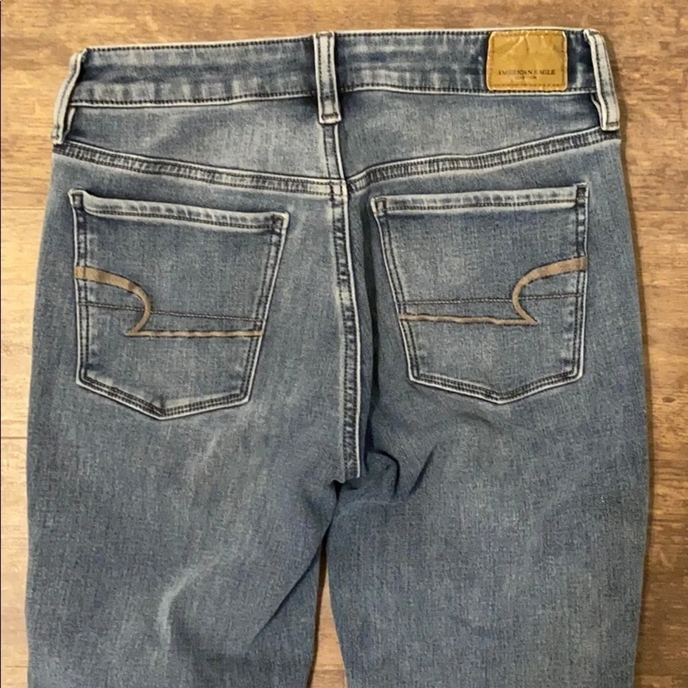 American Eagle outfitters sz 2 hi-rise jeg…